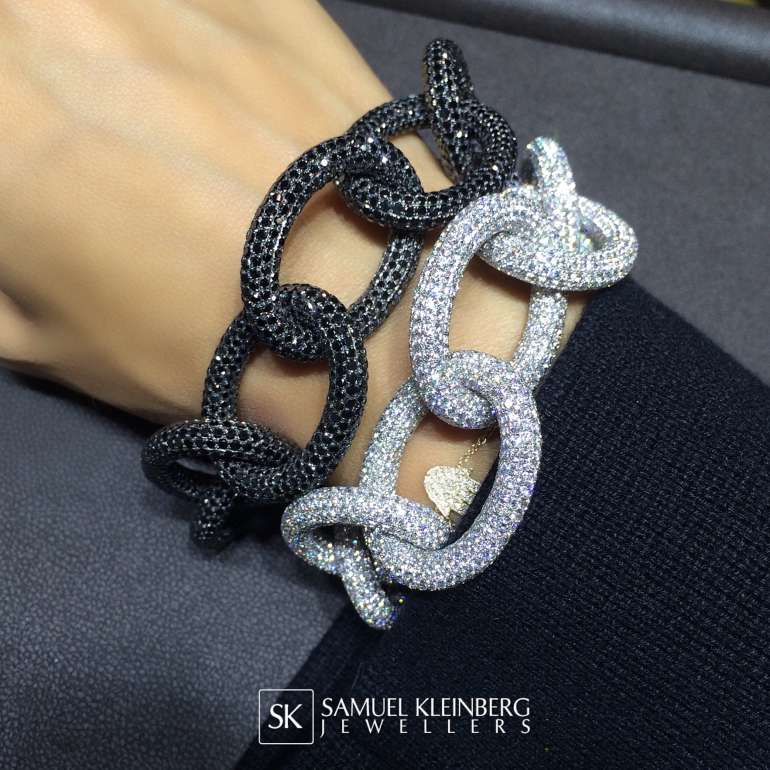 Oversized link bracelets
