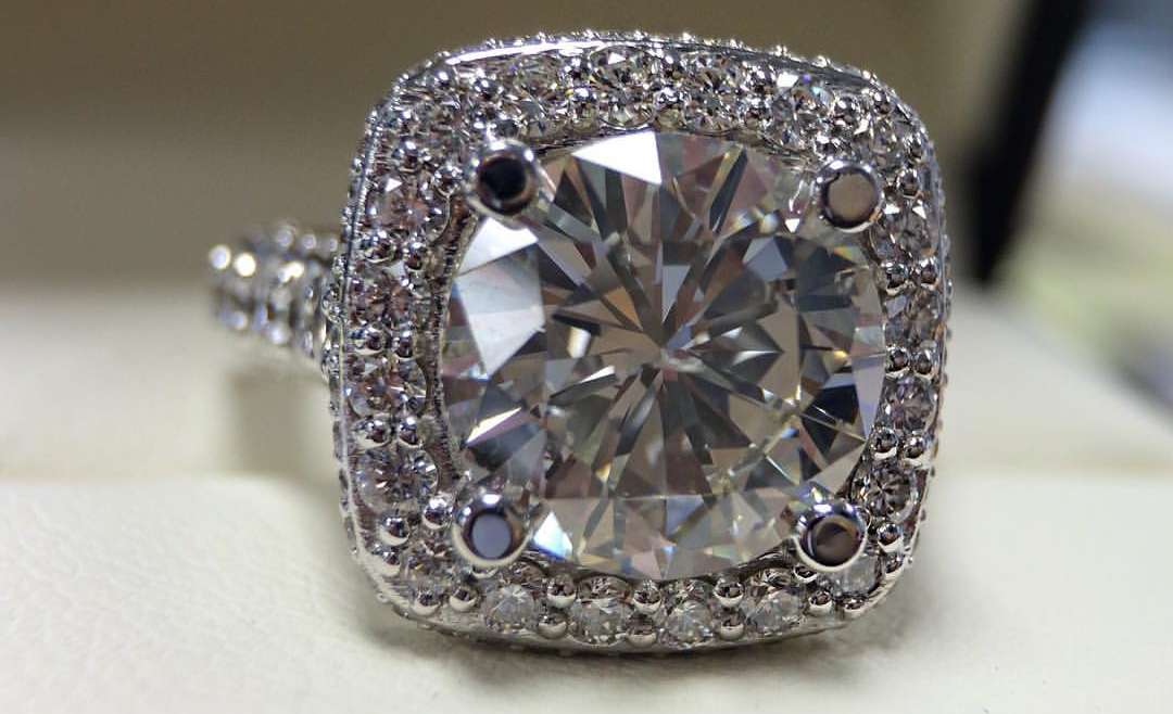 Cushion Halo