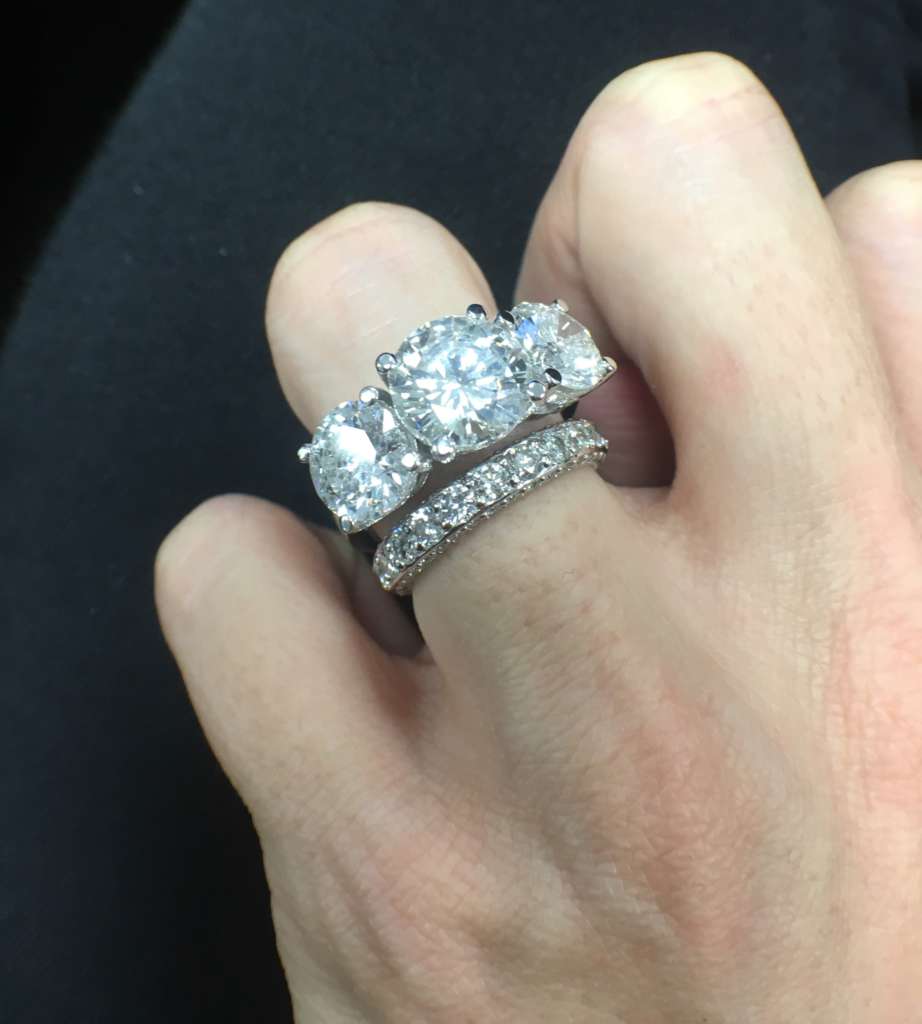 3 round diamond engagement ring
