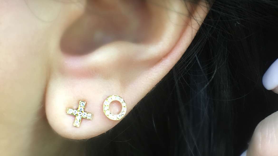 XO earrings