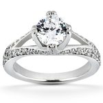 pear-cut-rings