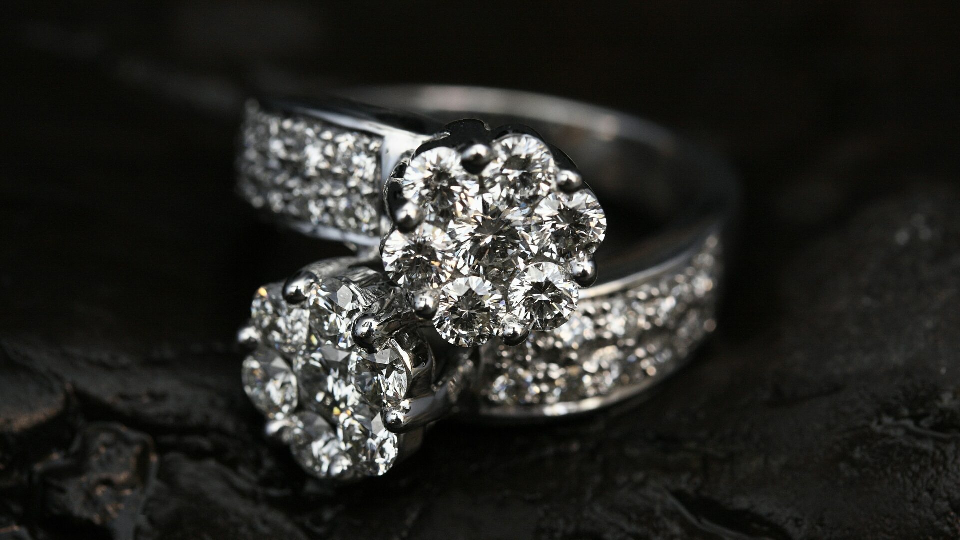 lab-grown-vs-natural-diamonds